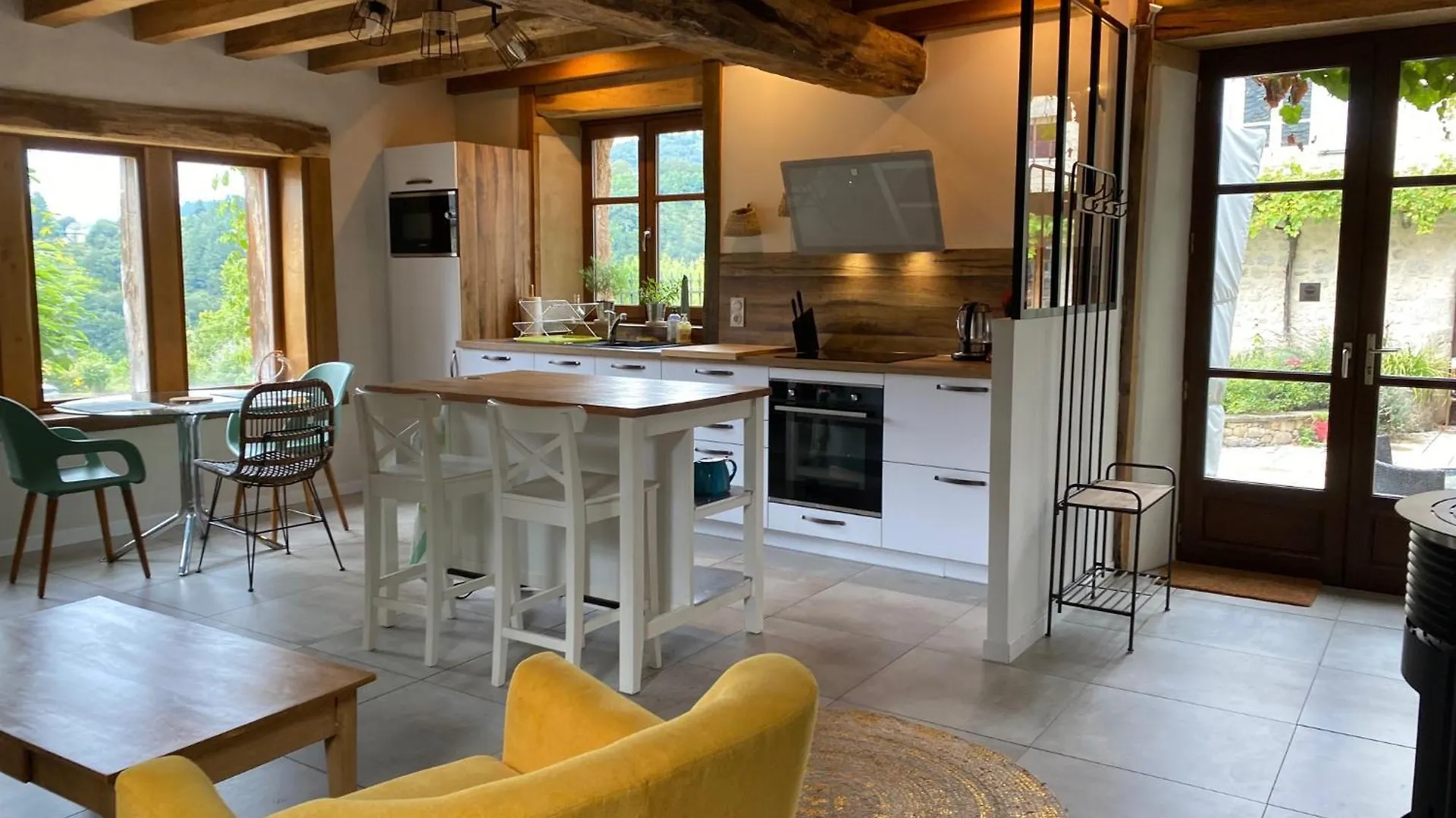 Le Clos St Georges Entraygues-sur-Truyère 3*,  Frankrijk